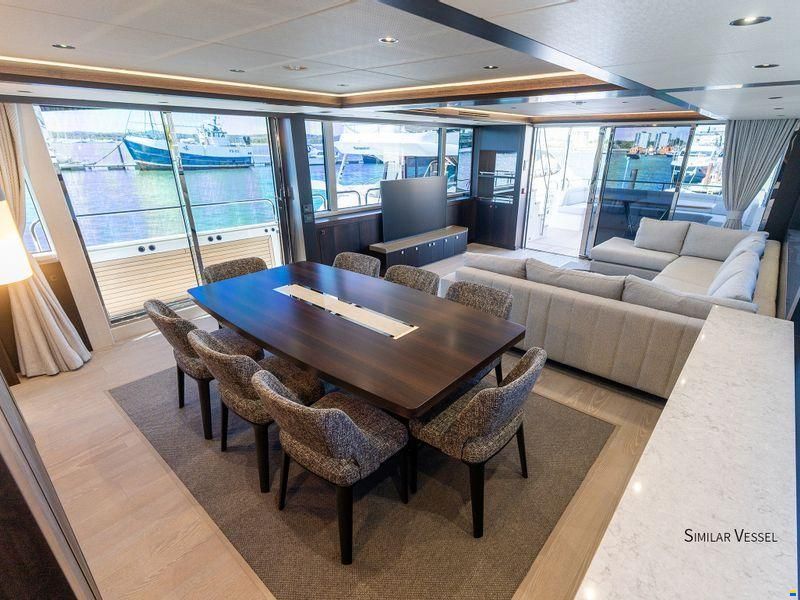Sunseeker 95 Yacht