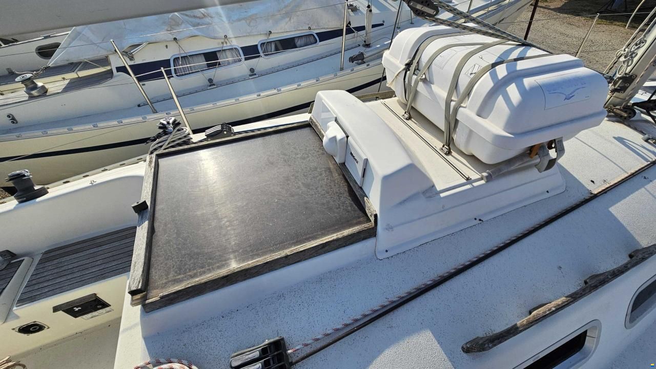 Hanse 300
