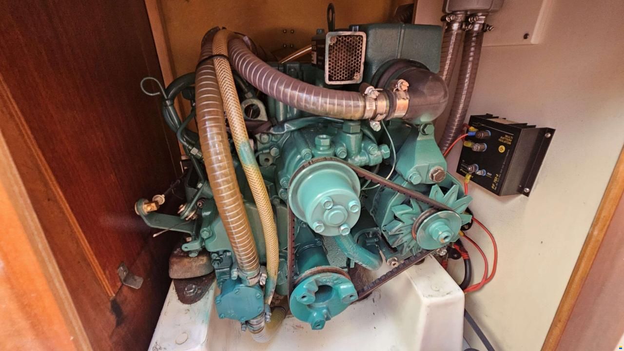 Hanse 300