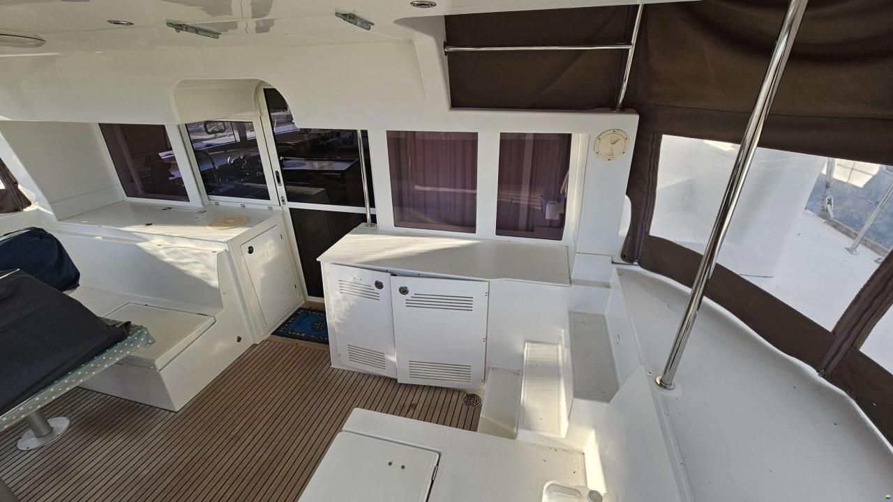 Lagoon 450 F