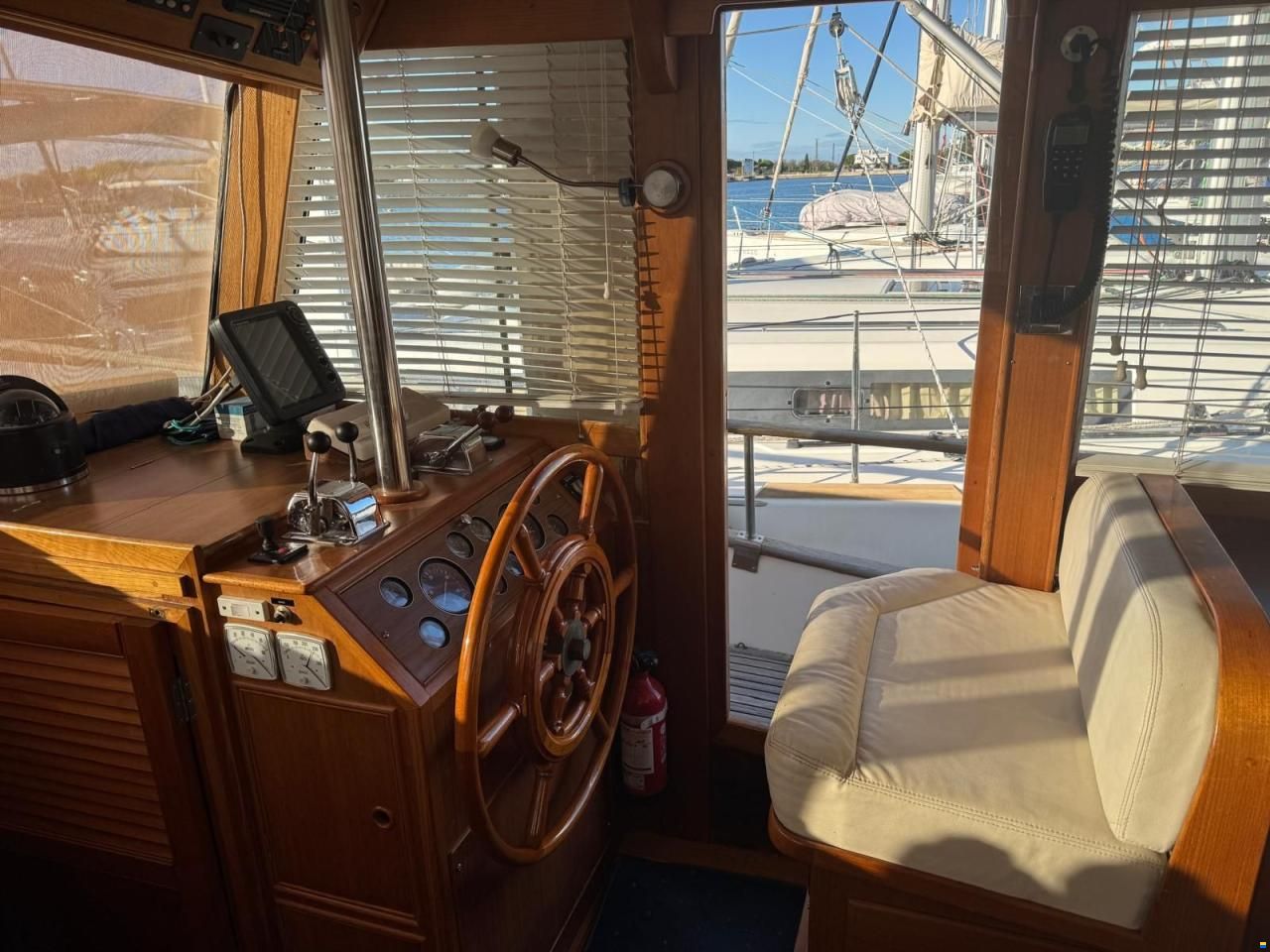 Grand Banks MY 42
