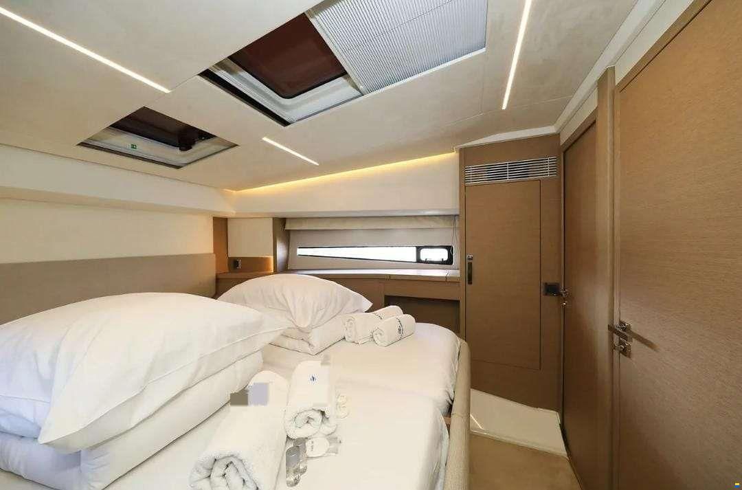 Prestige 460