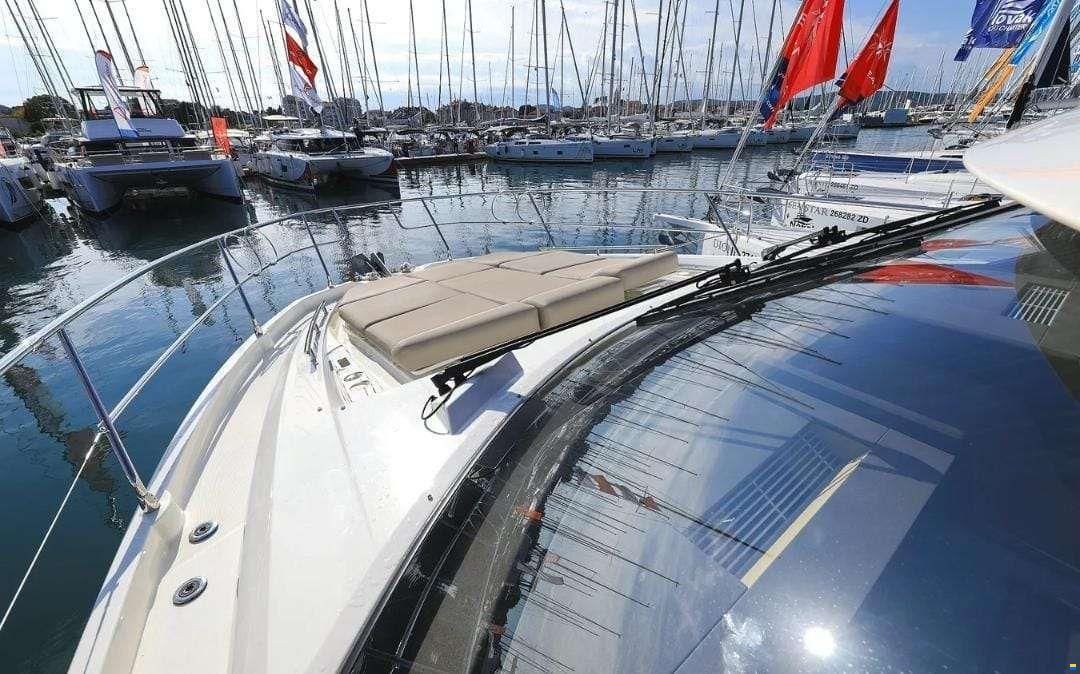 Prestige 460