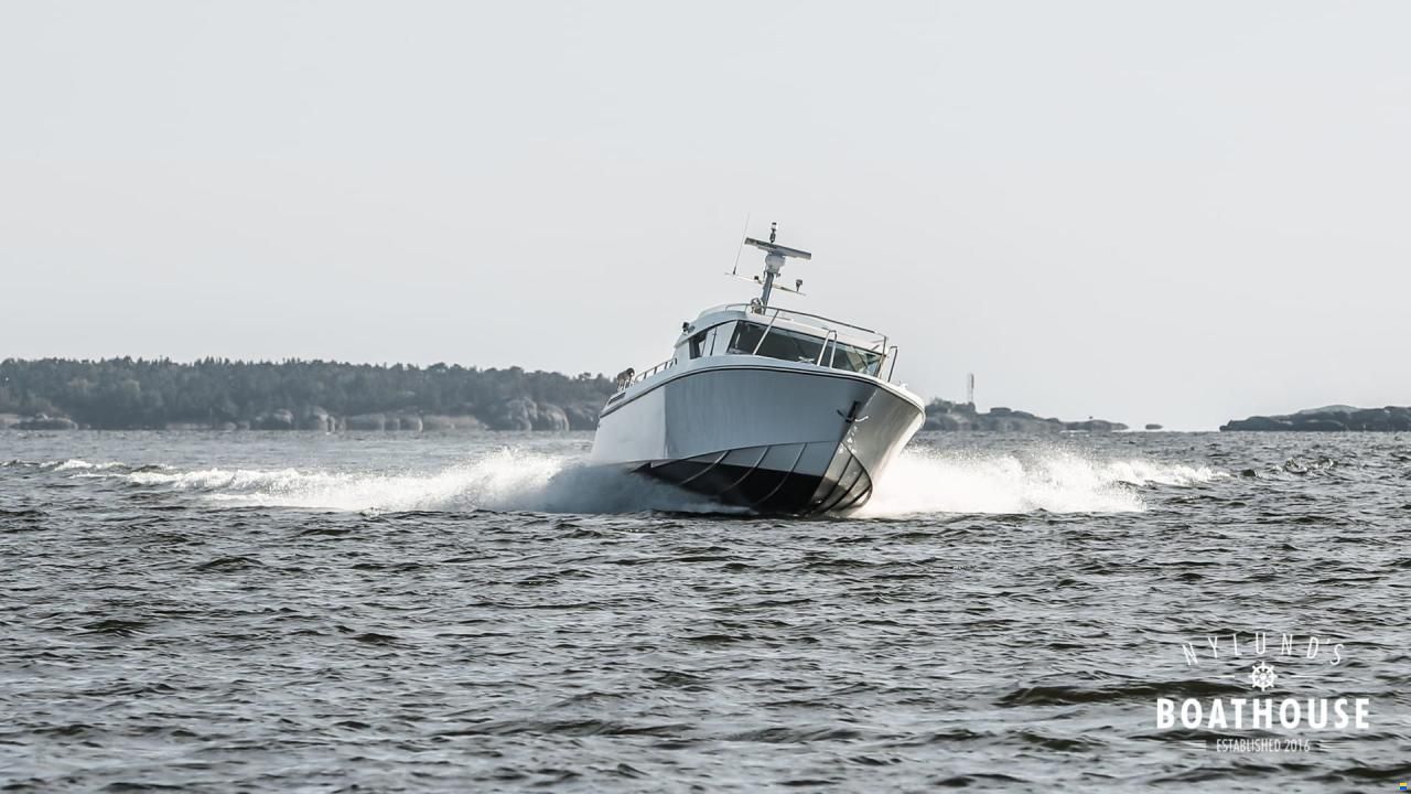 Delta Powerboats 40 WA