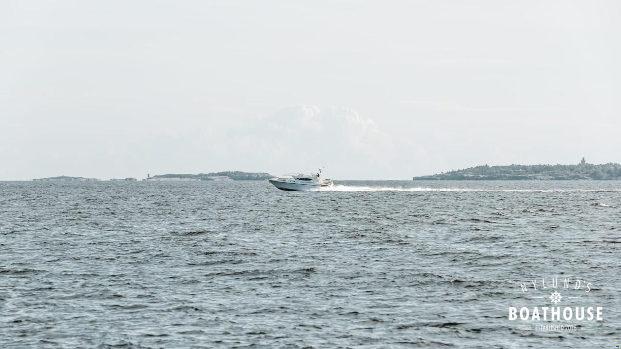 Delta Powerboats 40 WA