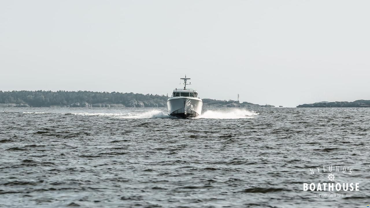 Delta Powerboats 40 WA