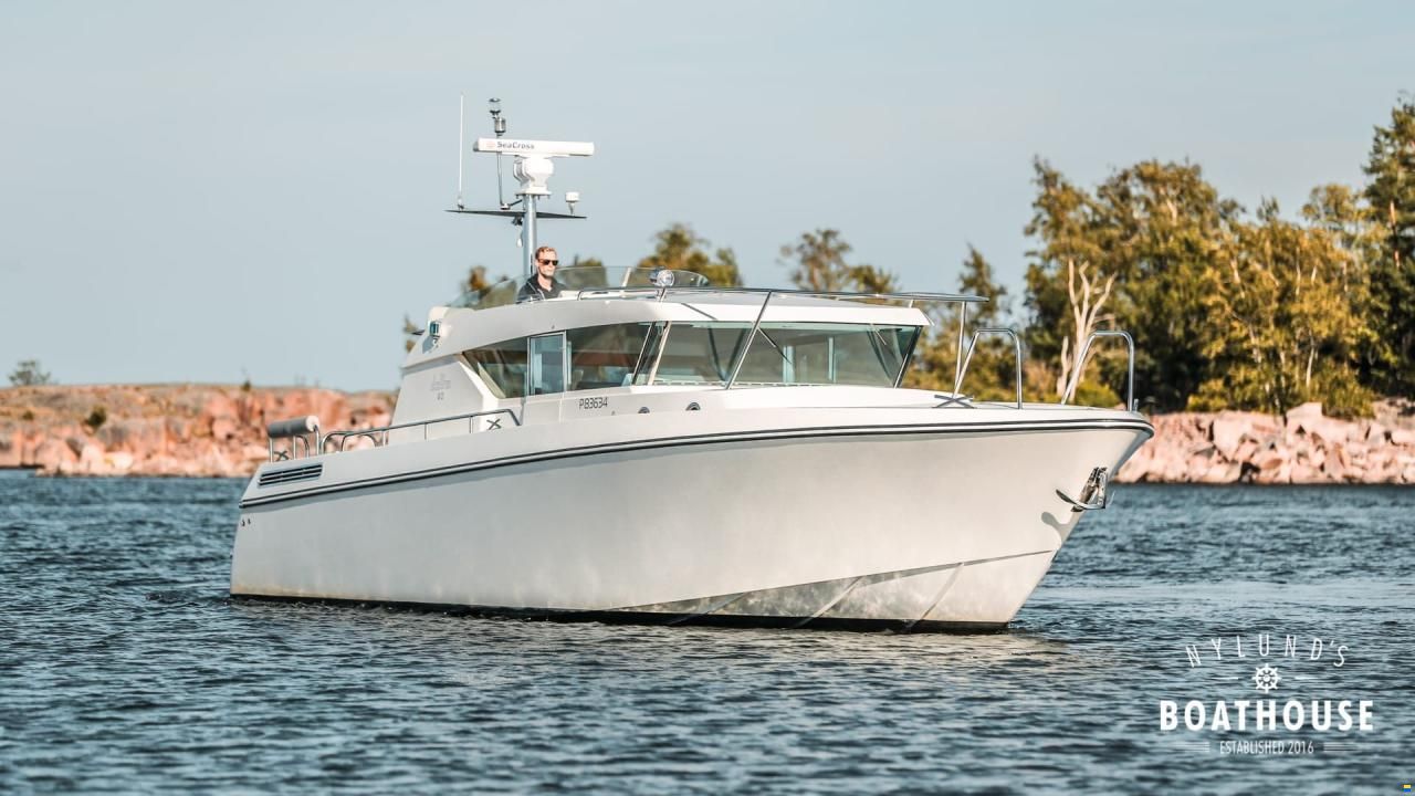 Delta Powerboats 40 WA