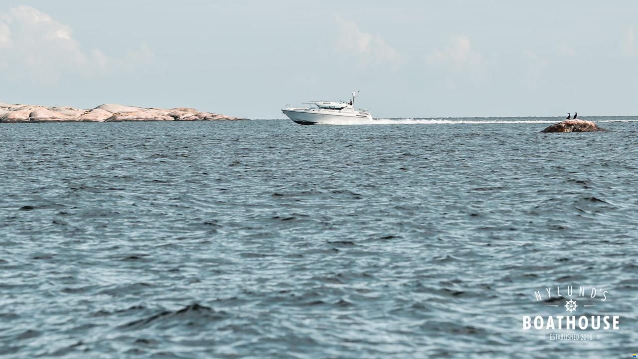 Delta Powerboats 40 WA