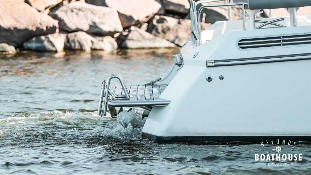 Delta Powerboats 40 WA