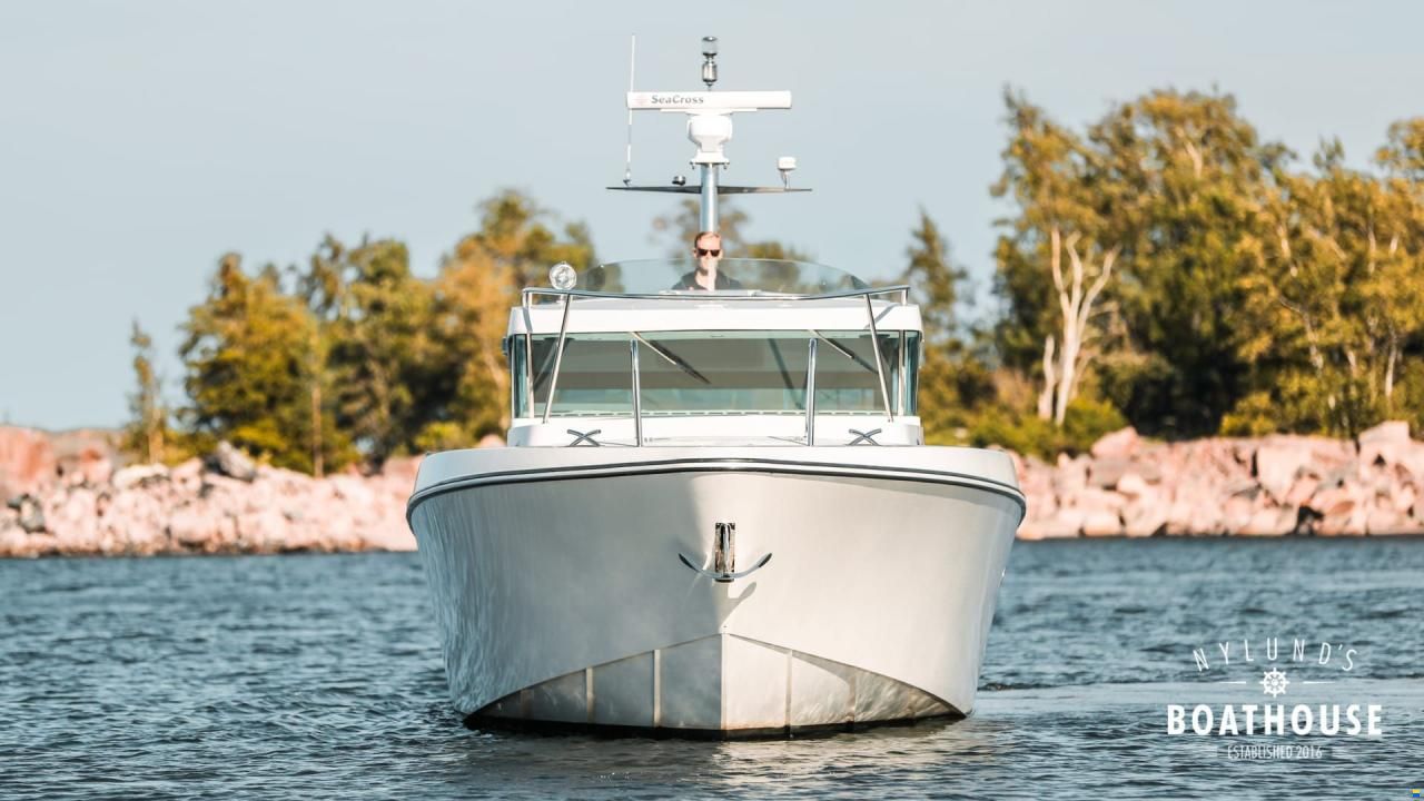 Delta Powerboats 40 WA