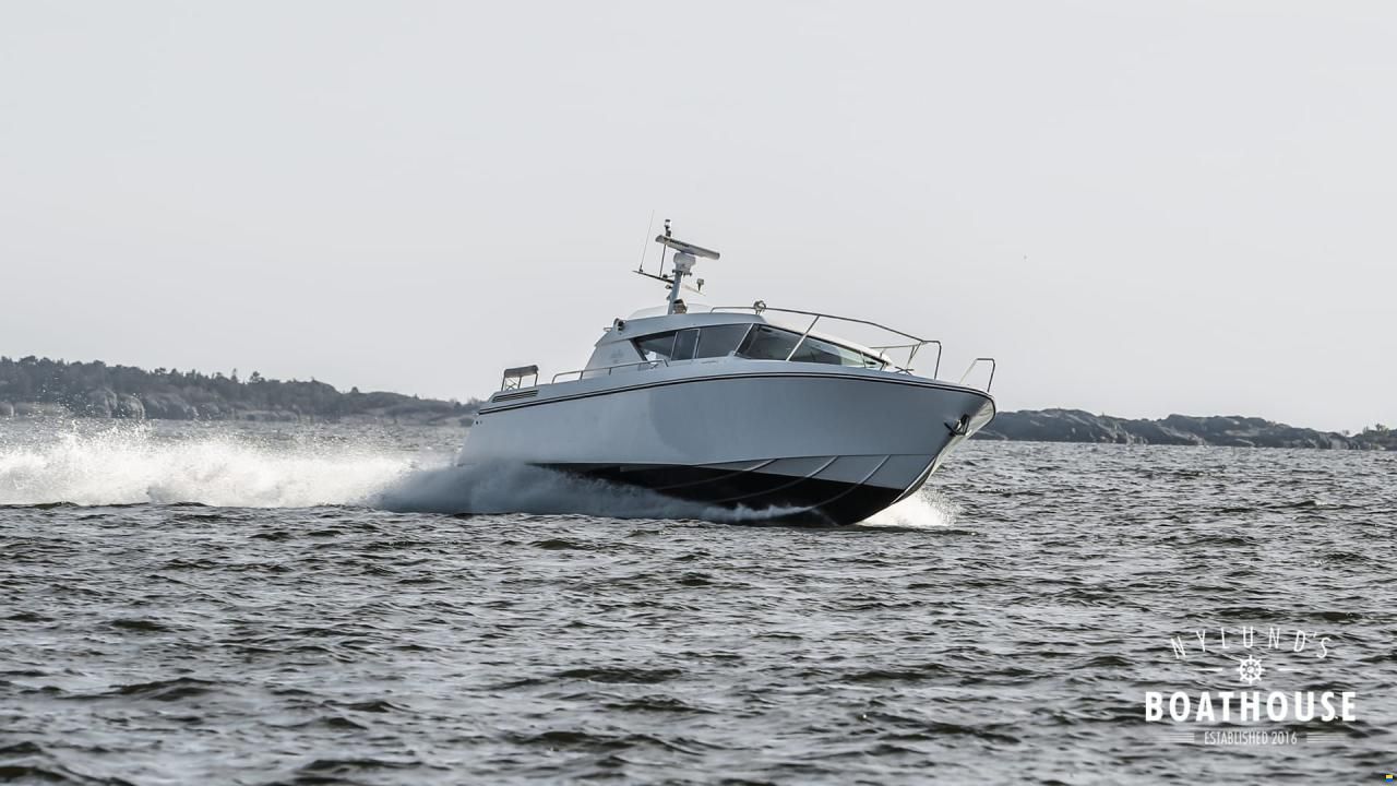 Delta Powerboats 40 WA