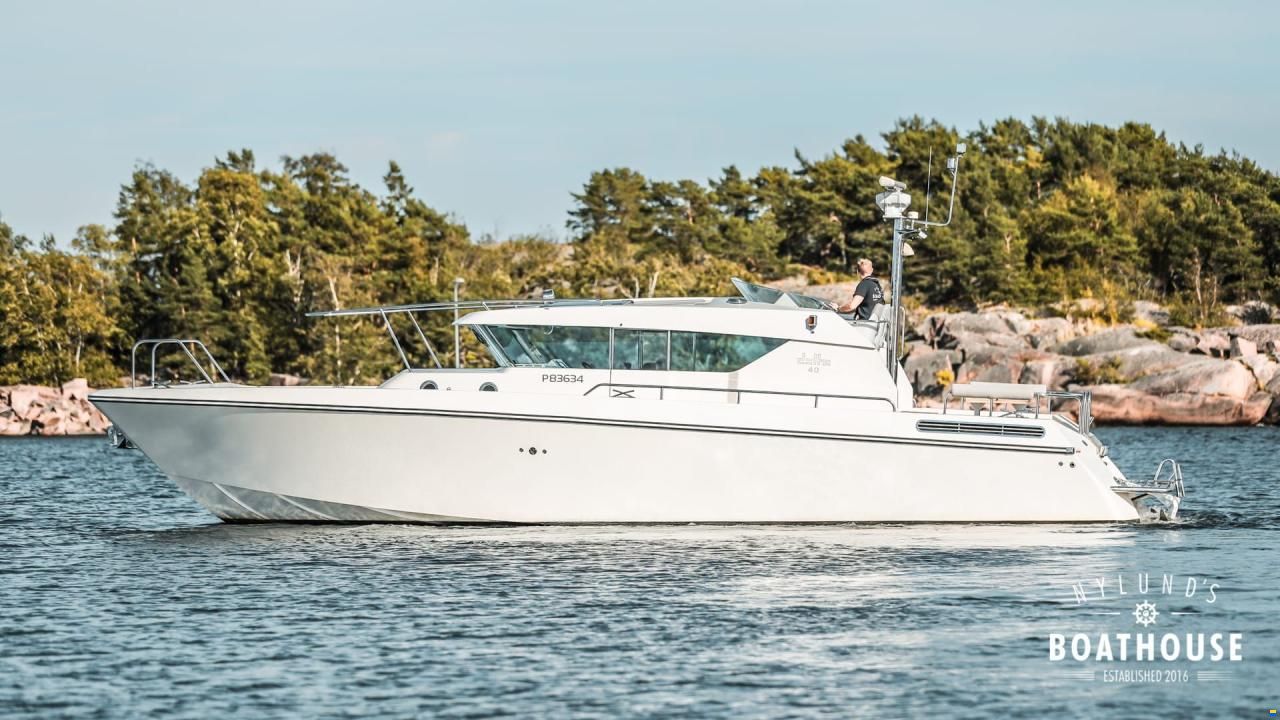 Delta Powerboats 40 WA