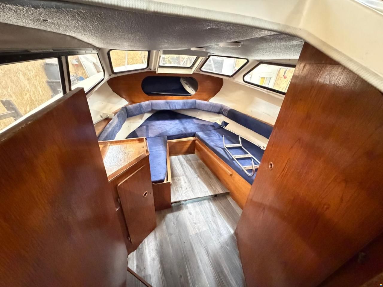 Framboat 690