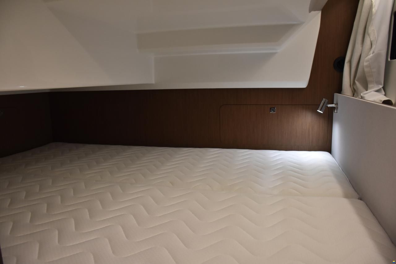 Beneteau Antares 9 V2