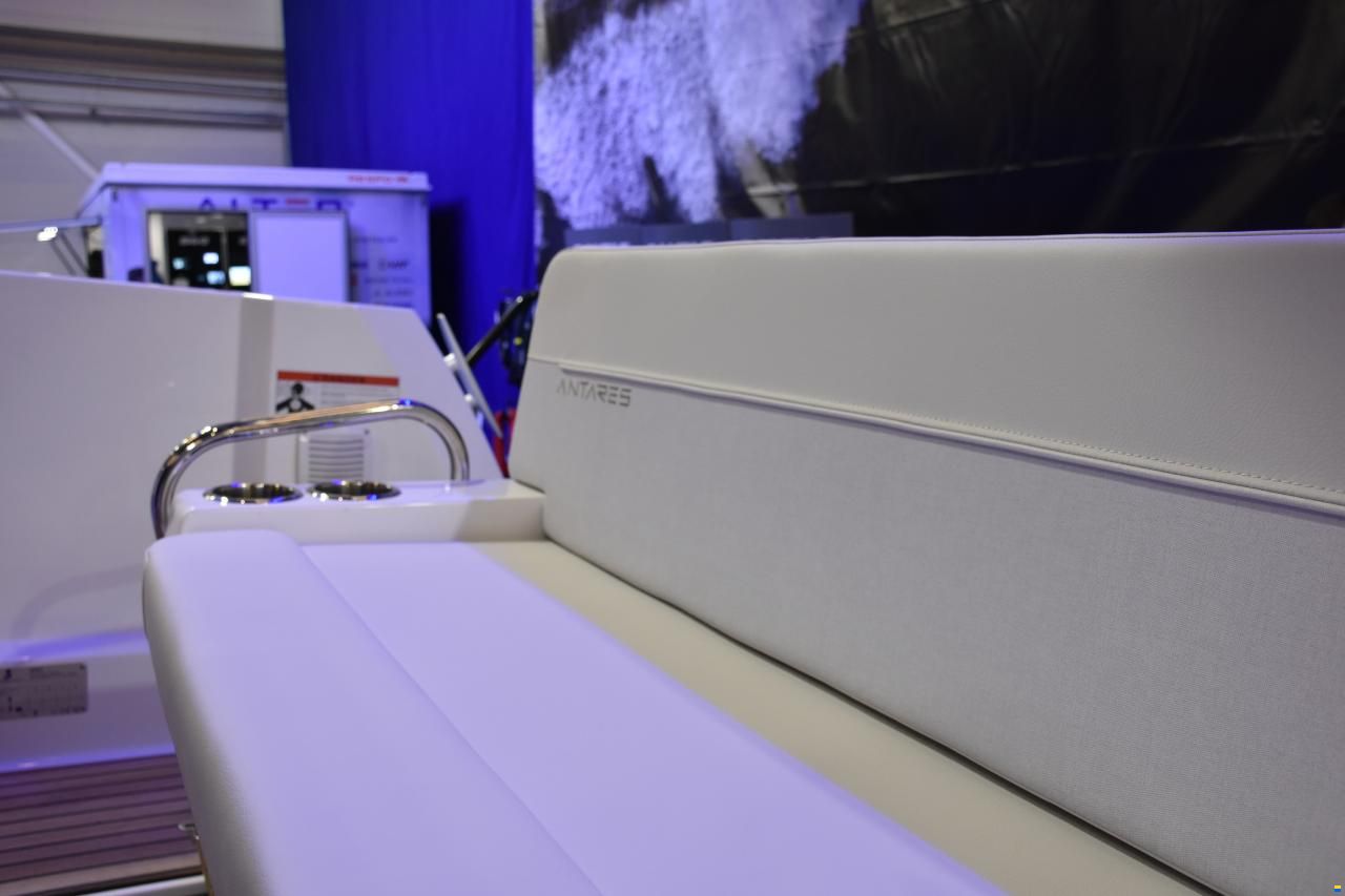 Beneteau Antares 9 V2