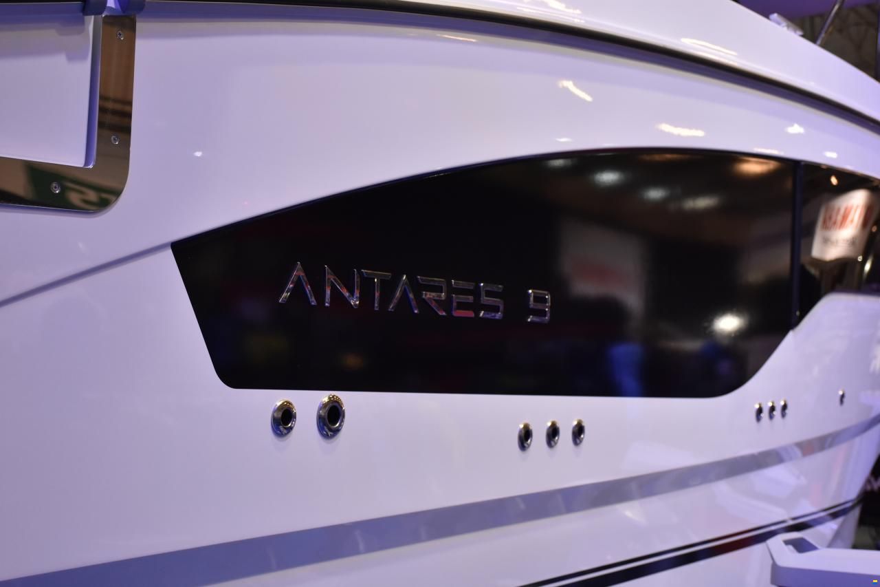Beneteau Antares 9 V2