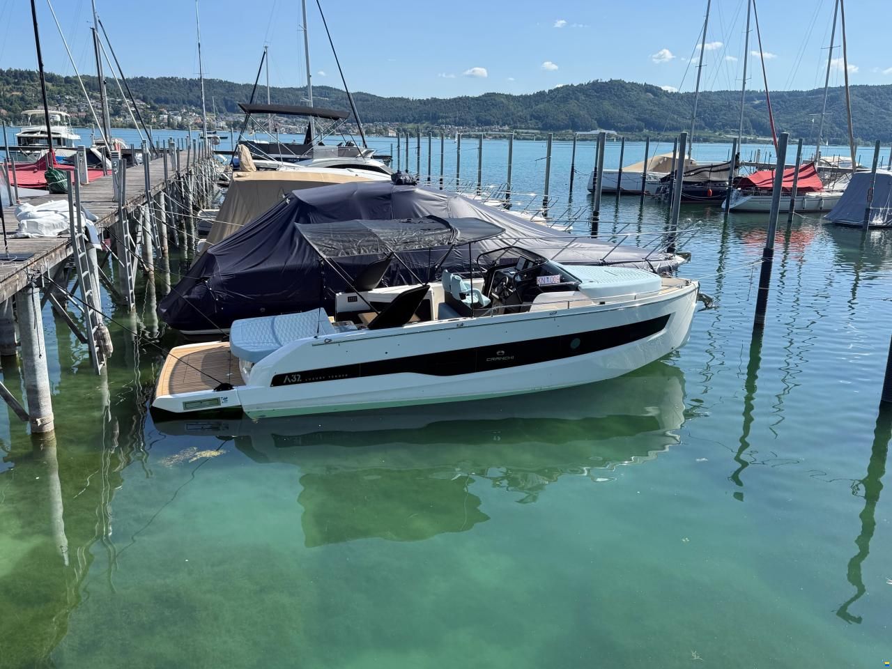 Cranchi A32 Luxury Tender