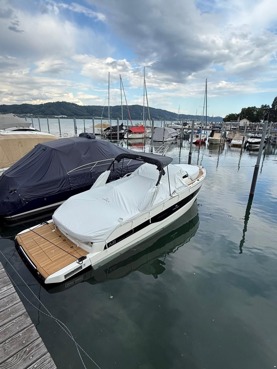 Cranchi A32 Luxury Tender