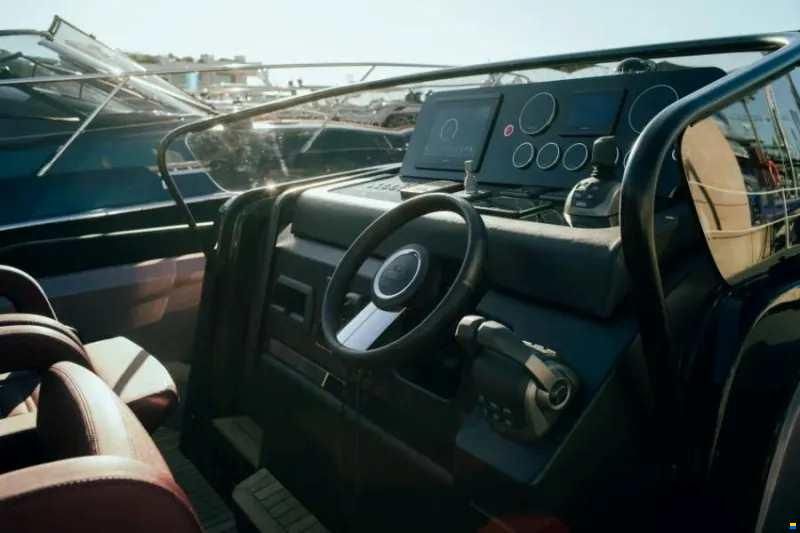 Cranchi A32 Luxury Tender