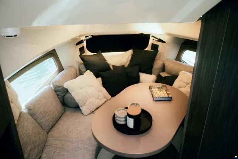 Cranchi A32 Luxury Tender