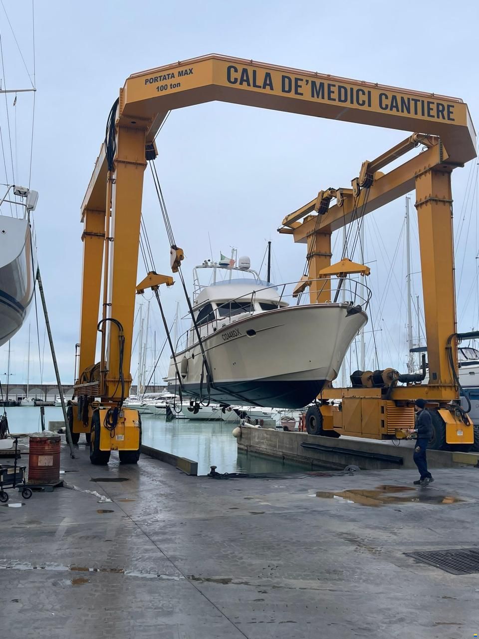 Cantieri Estensi 440 Goldstar Fly
