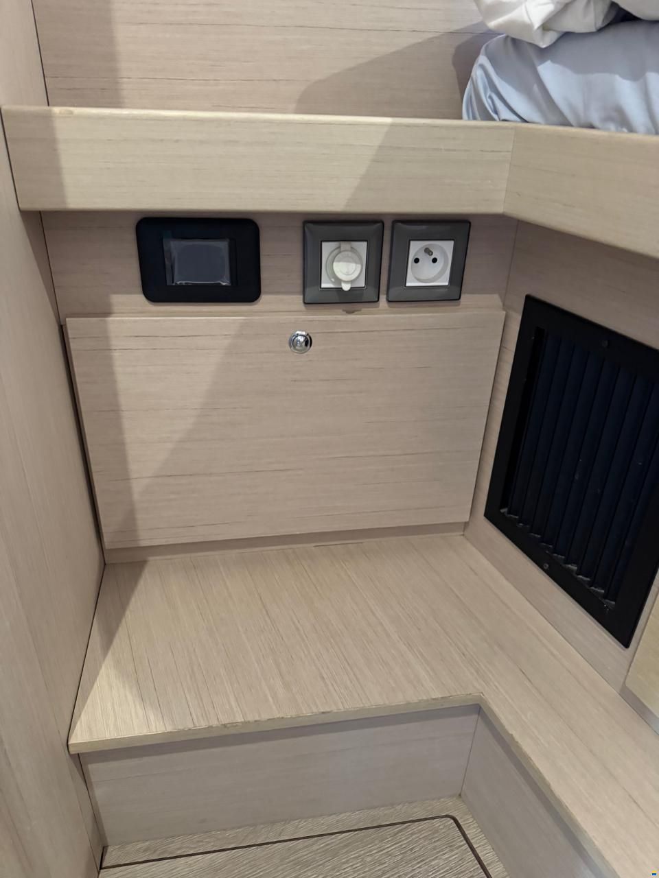 Beneteau Oceanis 51.1