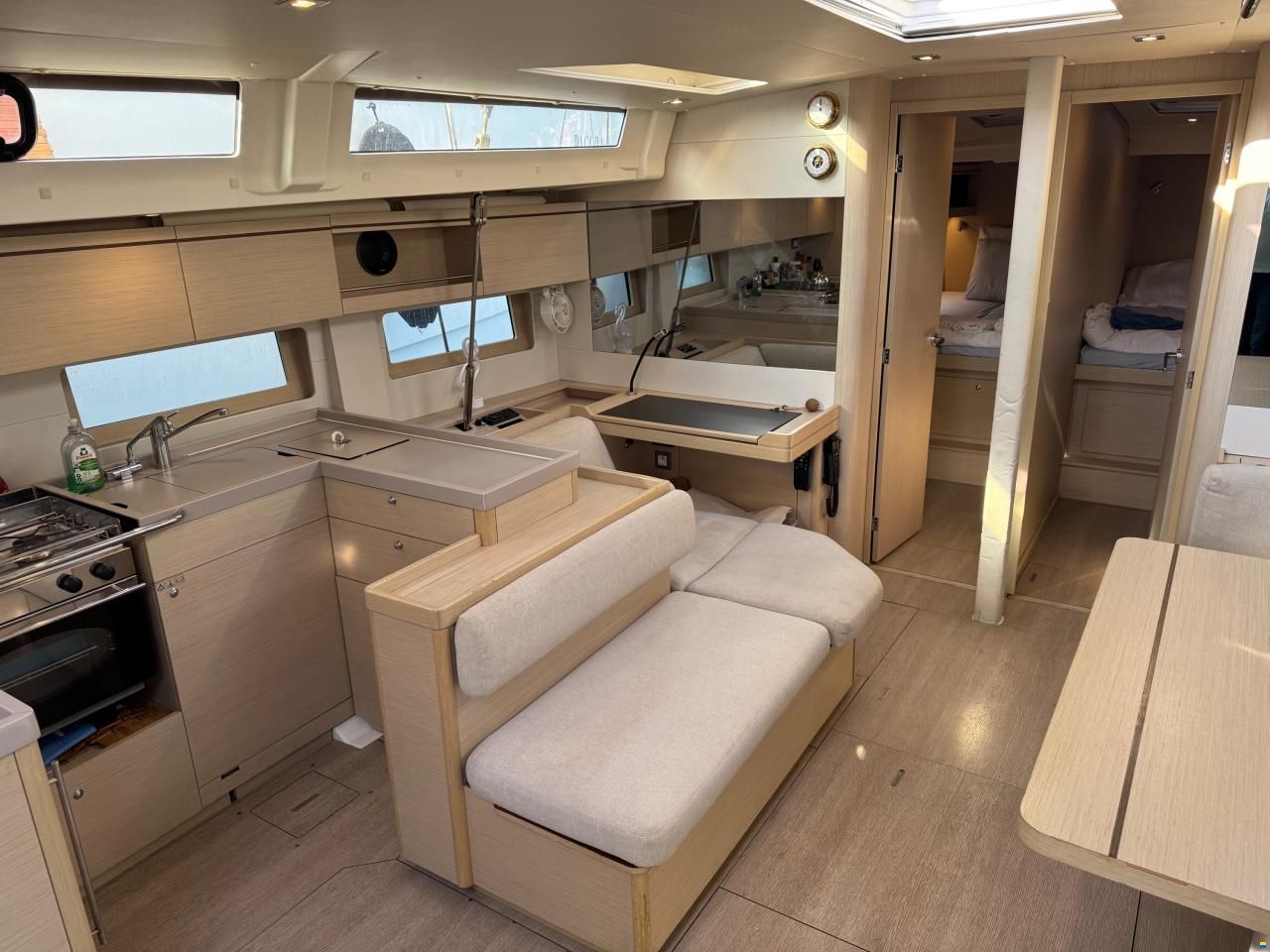 Beneteau Oceanis 51.1