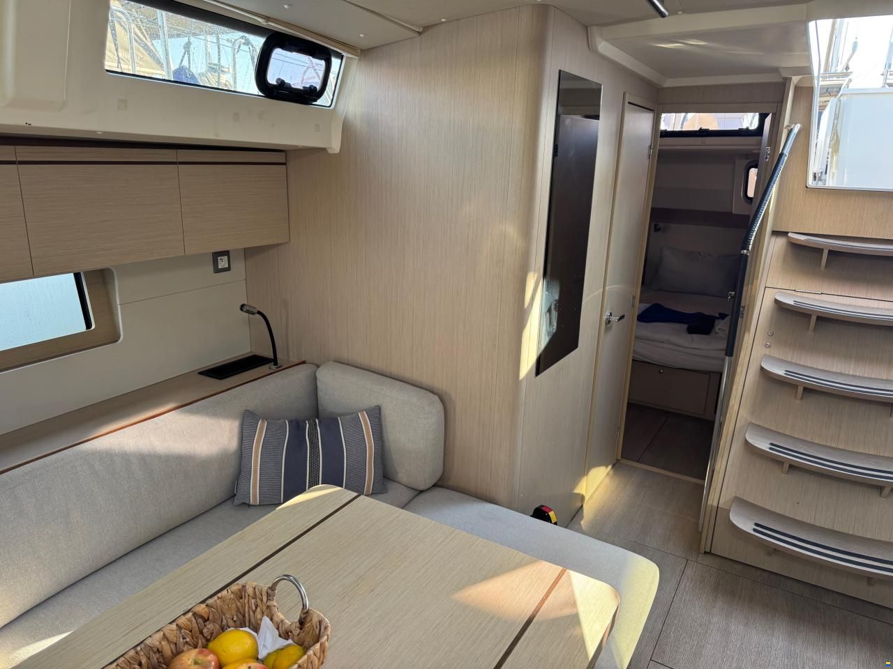 Beneteau Oceanis 51.1