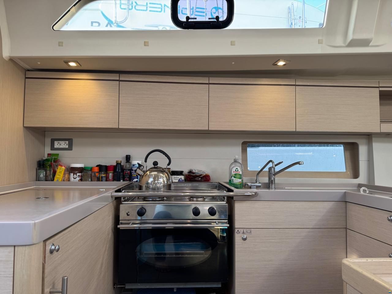Beneteau Oceanis 51.1