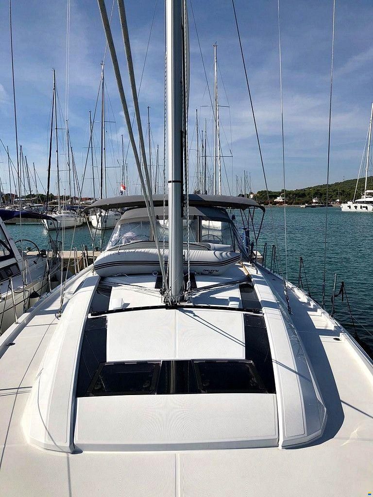 Beneteau Oceanis 51.1