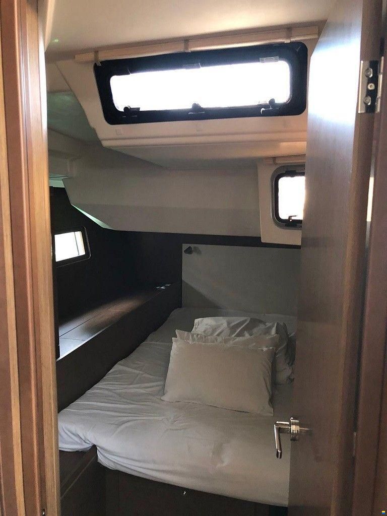 Beneteau Oceanis 51.1