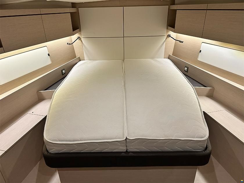 Beneteau Oceanis 46.1