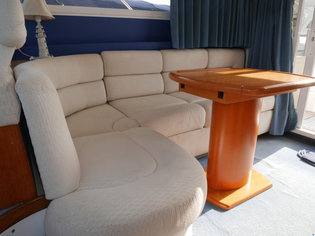 Fairline Phantom 37