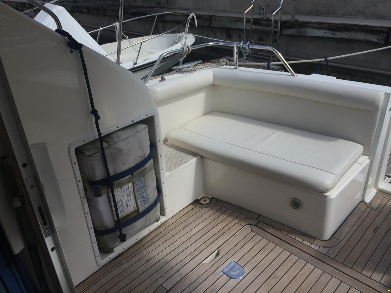 Fairline Phantom 37