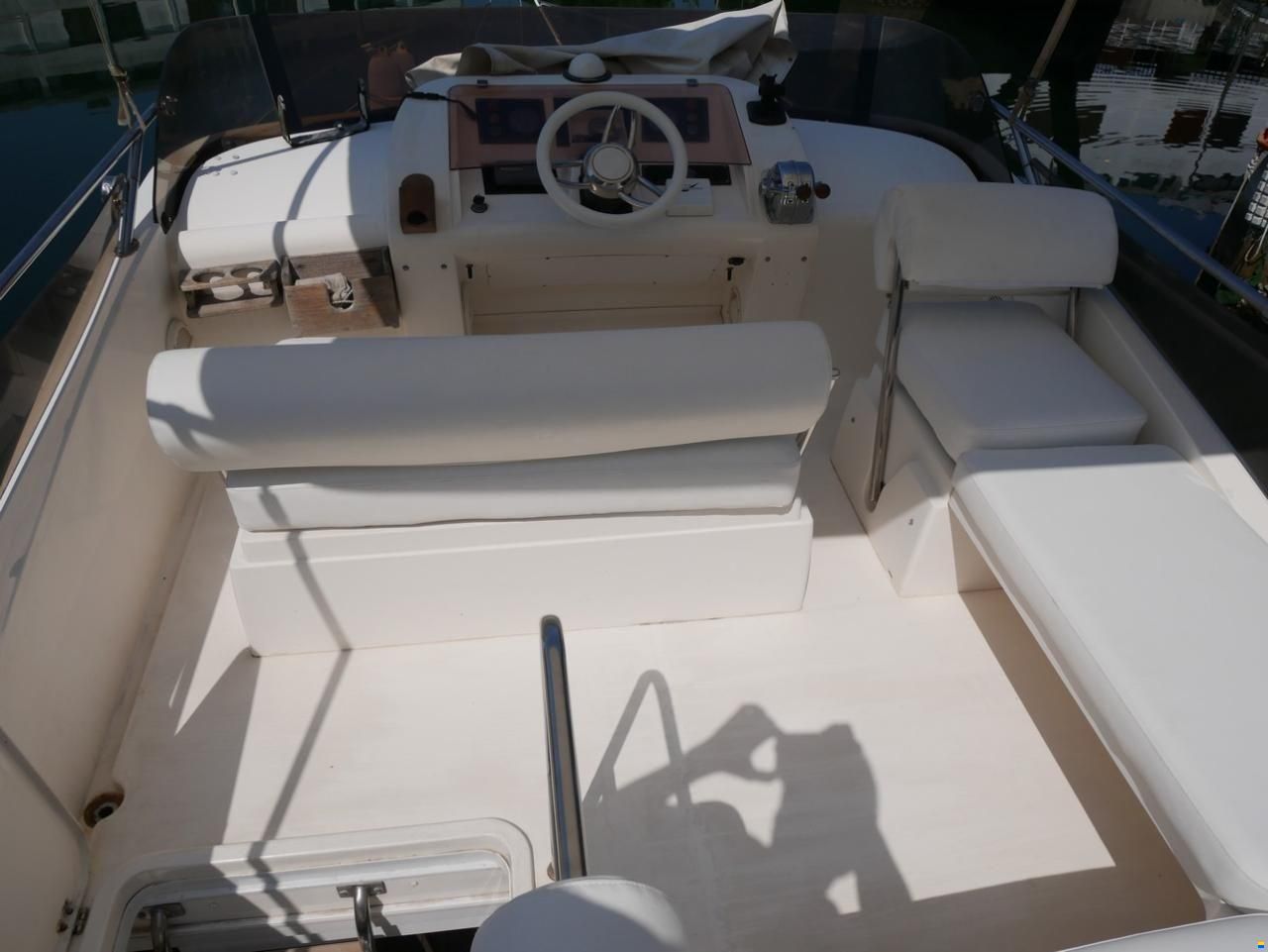 Fairline Phantom 37