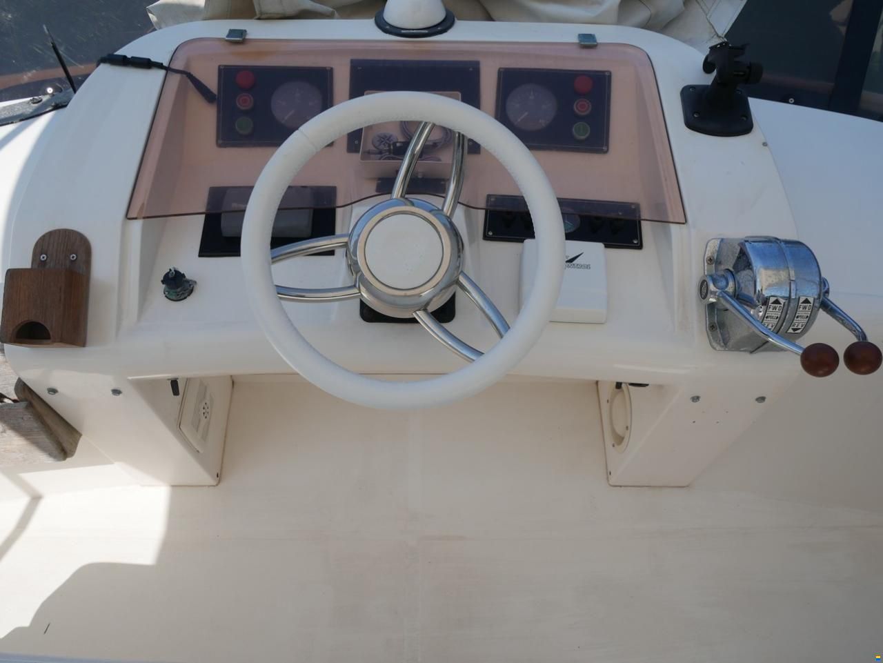 Fairline Phantom 37