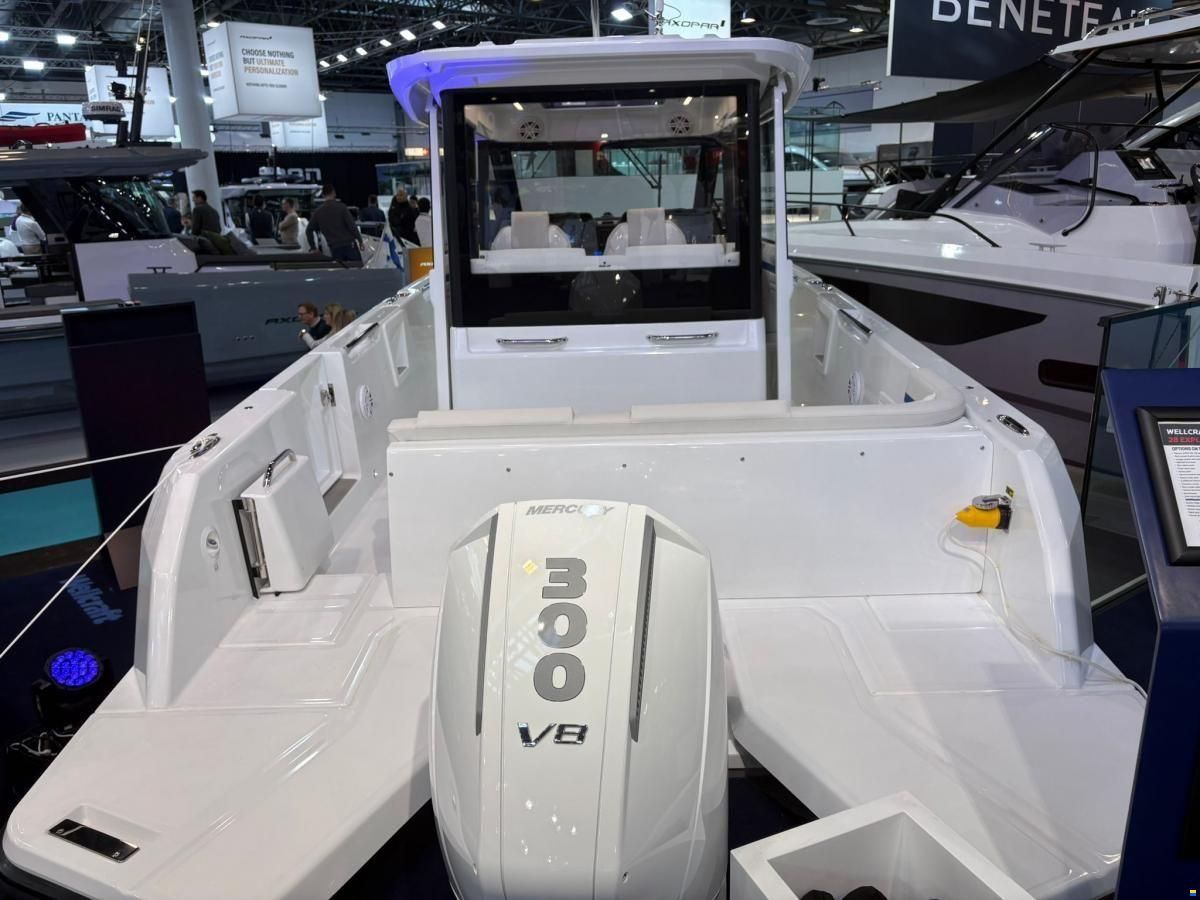 Wellcraft 28 Explorer