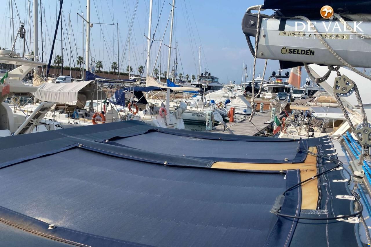 Hunter Marine Legend 380