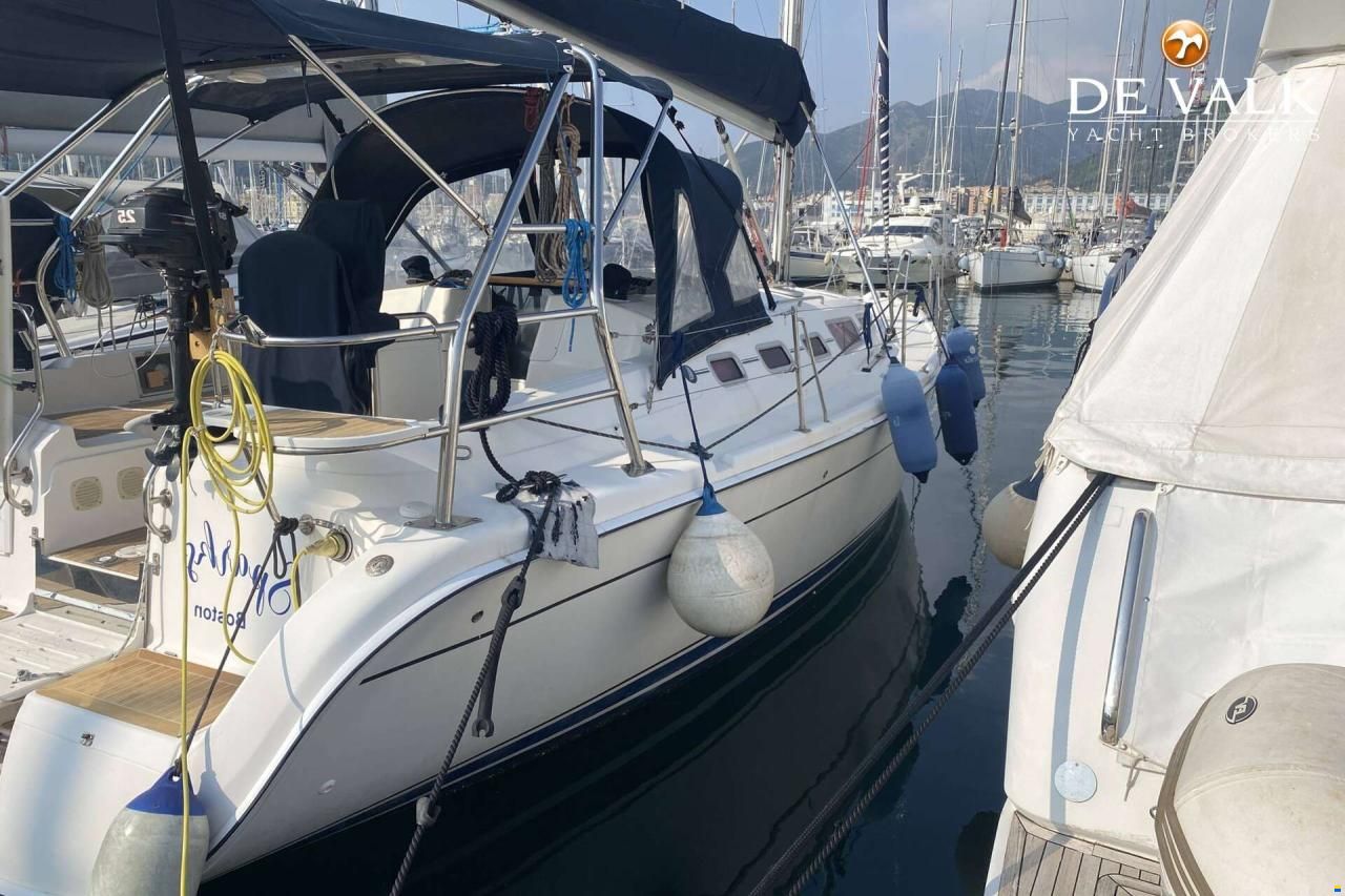 Hunter Marine Legend 380