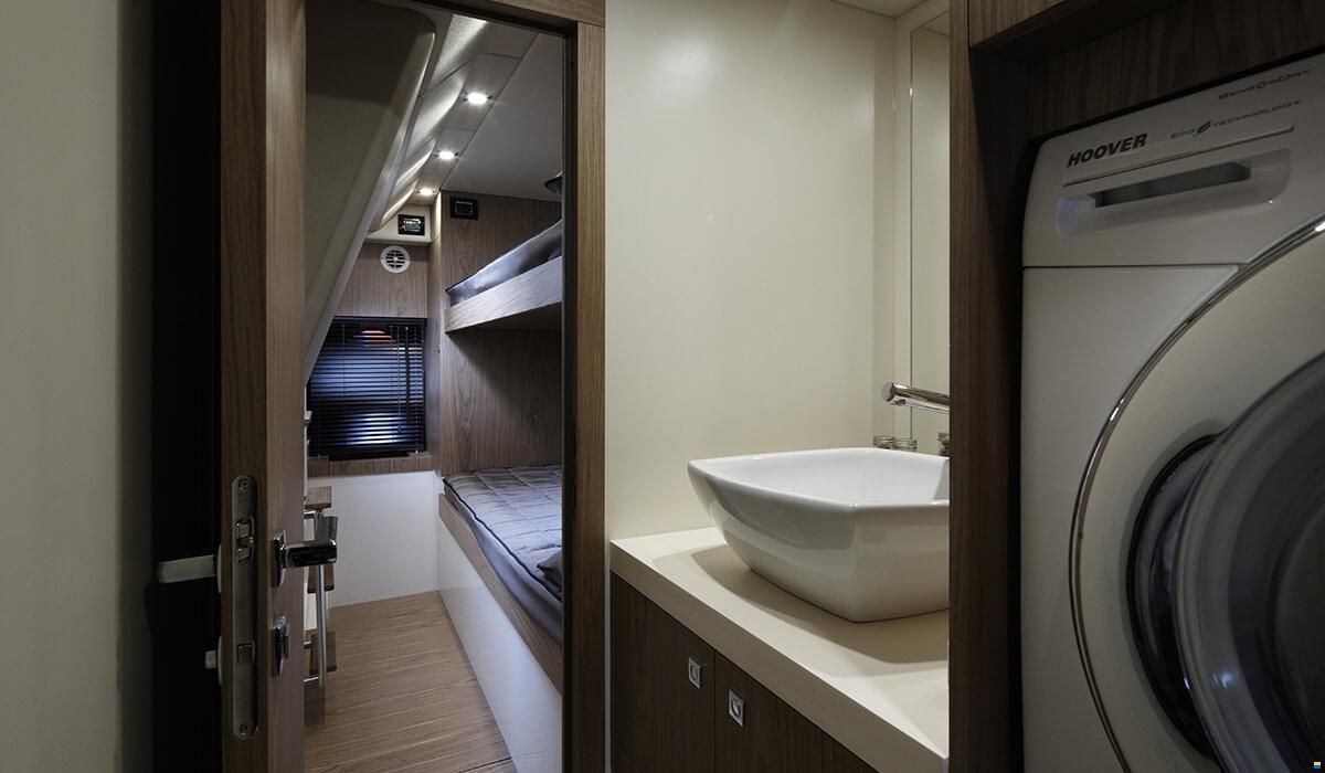 Sessa Yacht C68