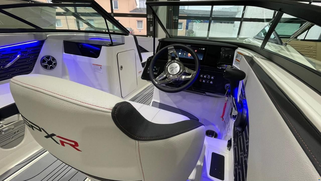 Sea Ray SPX-R 190 Outboard