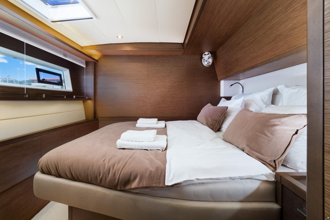 Lagoon 620 Essense