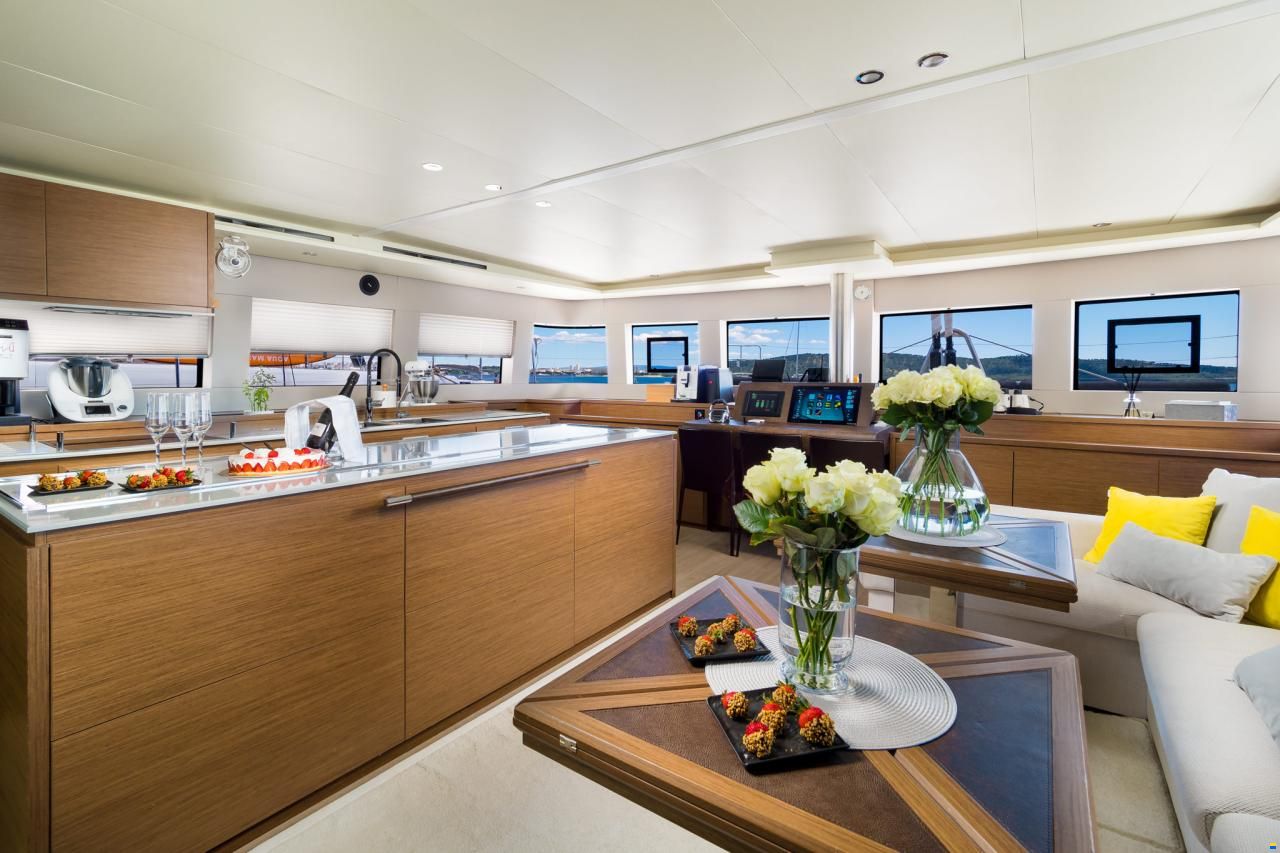 Lagoon 620 Essense