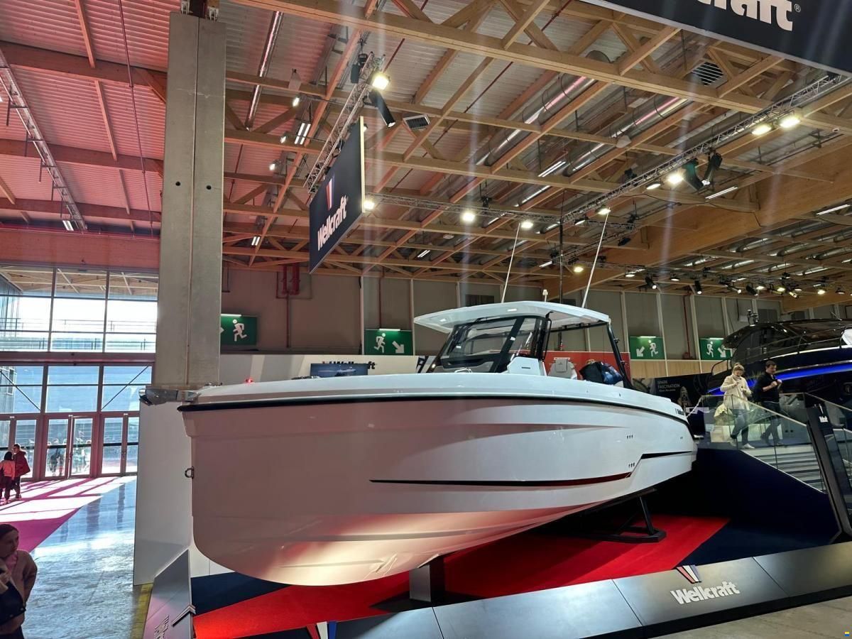 Wellcraft 38 T-Top