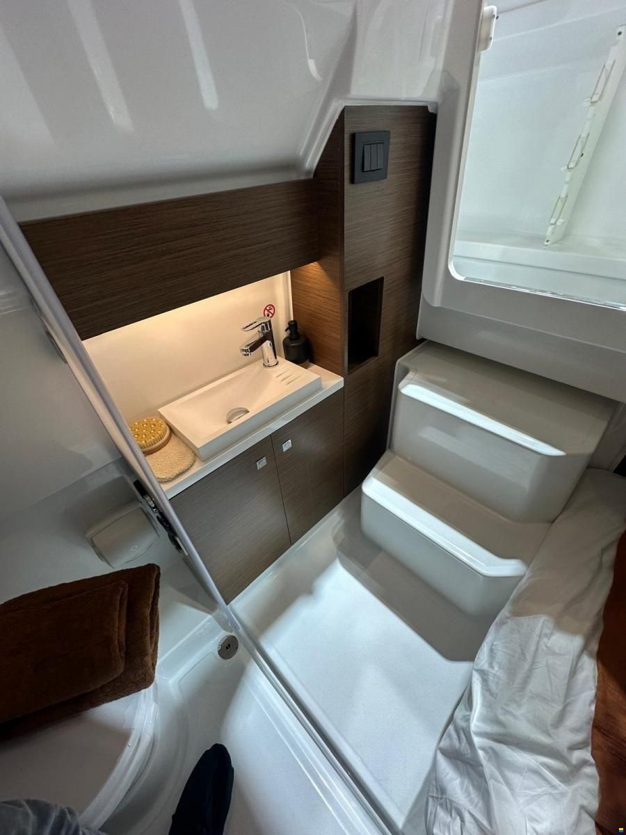 Wellcraft 38 T-Top
