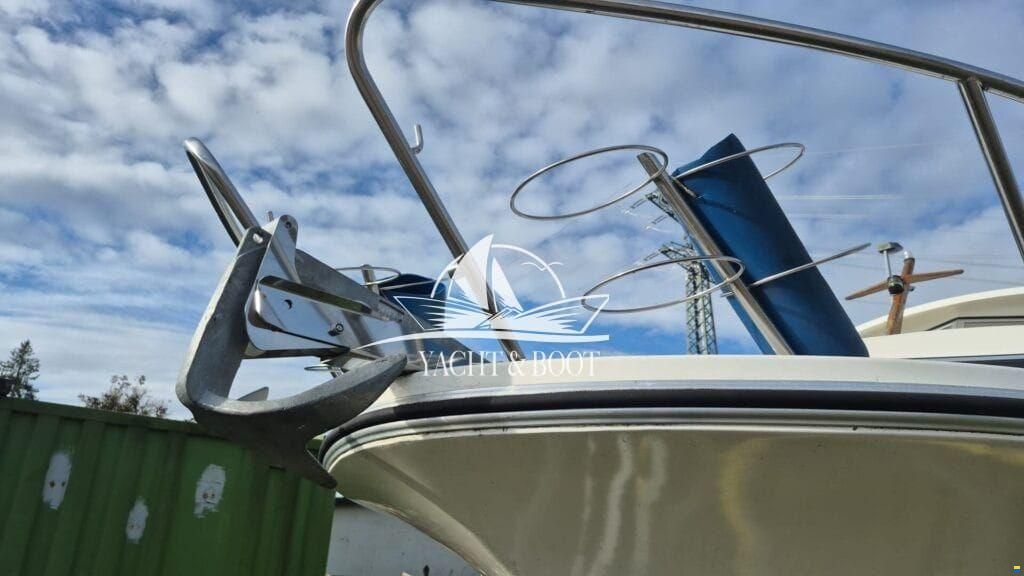 Marco Yachts 810