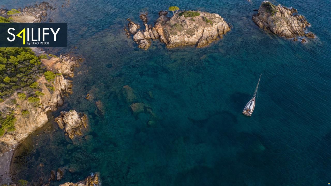 Beneteau First 44