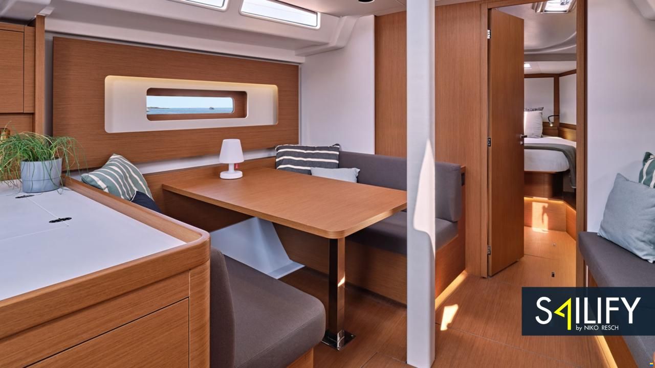 Beneteau First 44