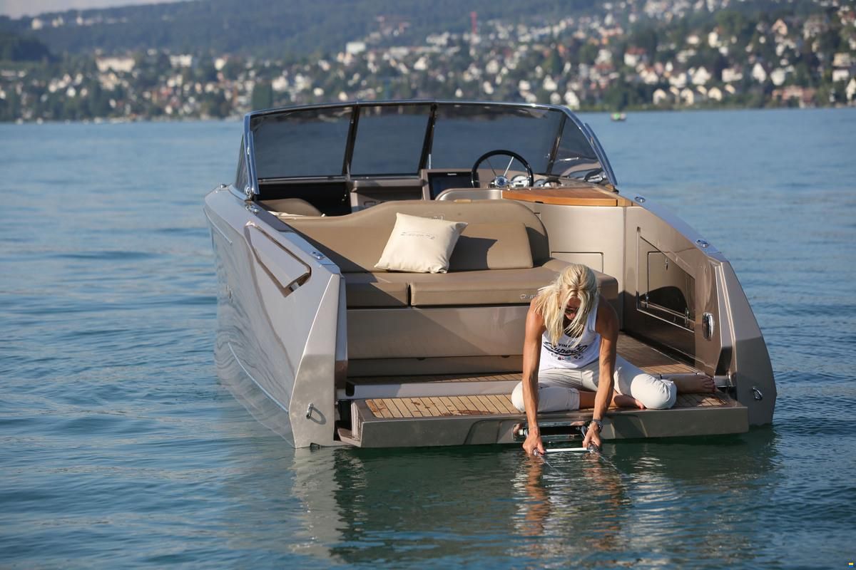 Ganz Boats Ovation 7.6 Cabin