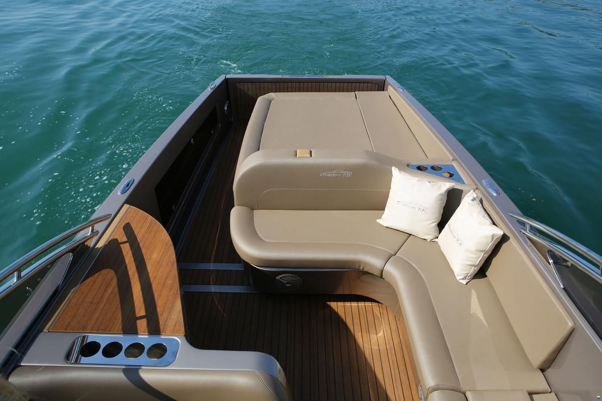 Ganz Boats Ovation 7.6 Cabin